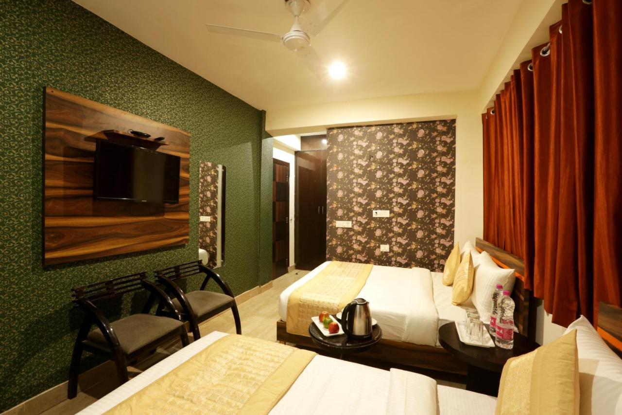 Hotel Airport Star 3*